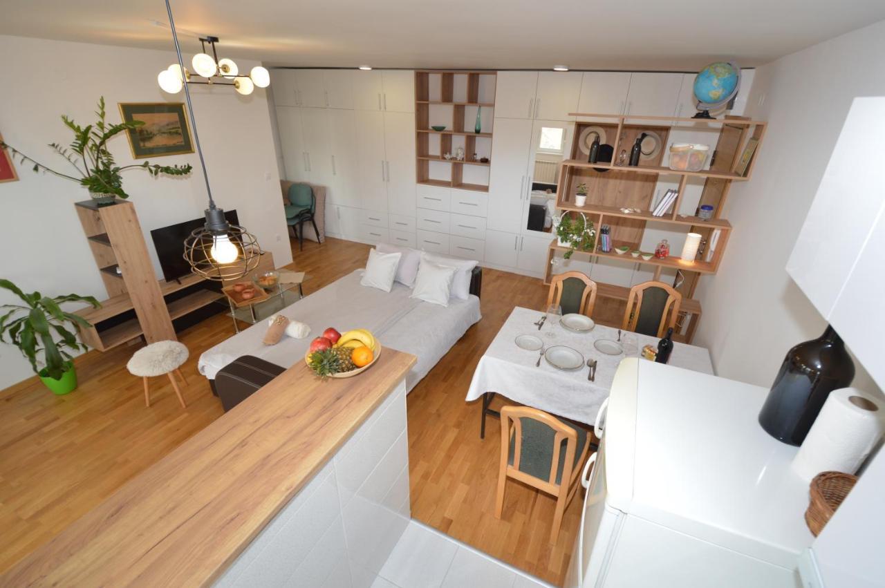 Shine24 - Spacious And Bright Apartment - New Нови-Сад Экстерьер фото